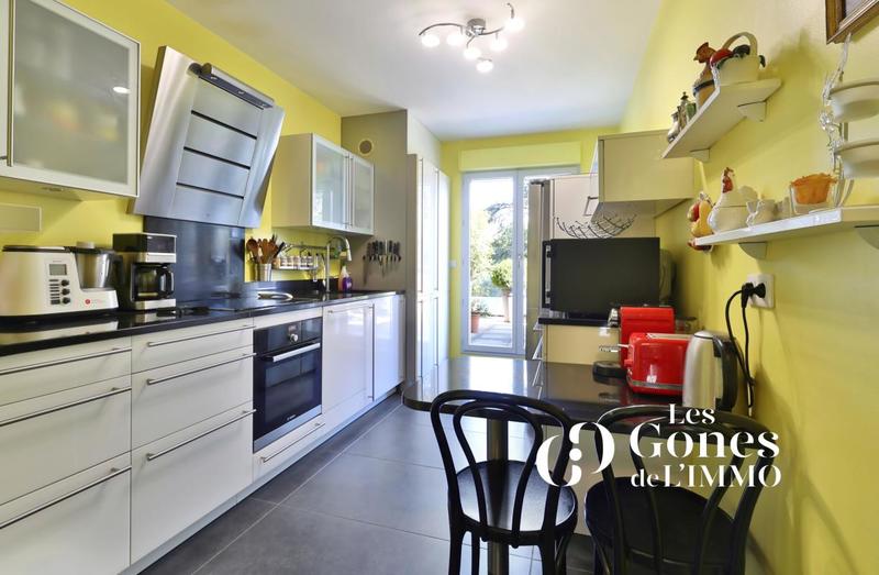 Appartement - 118 m² - 5 pièces