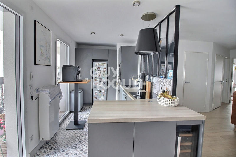 Appartement - 76 m² - 4 pièces