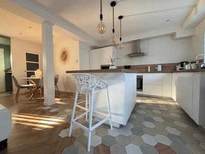 Maison - 108 m² - 6 pièces