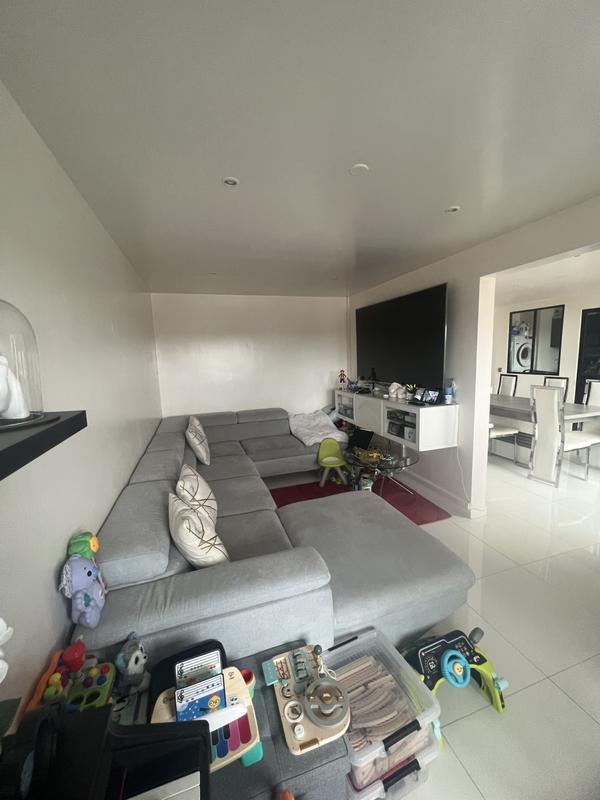 Appartement - 96 m² - 5 pièces