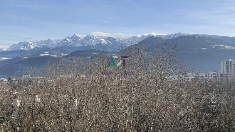 Appartement - 85 m² - 3 pièces