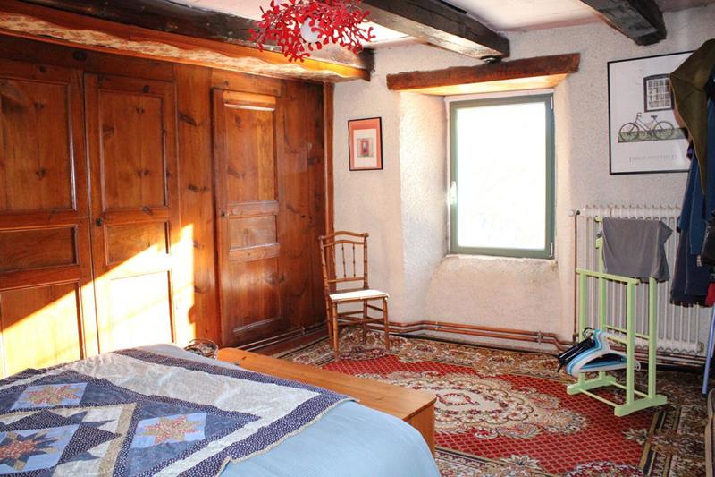 Maison - 250 m² - 7 pièces