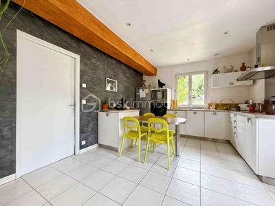 Maison - 155 m² - 6 pièces