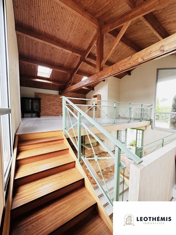 Maison - 188 m² - 5 pièces