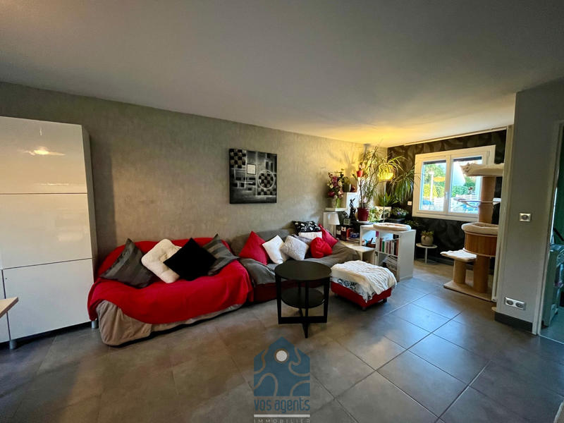 Maison - 90 m² - 5 pièces