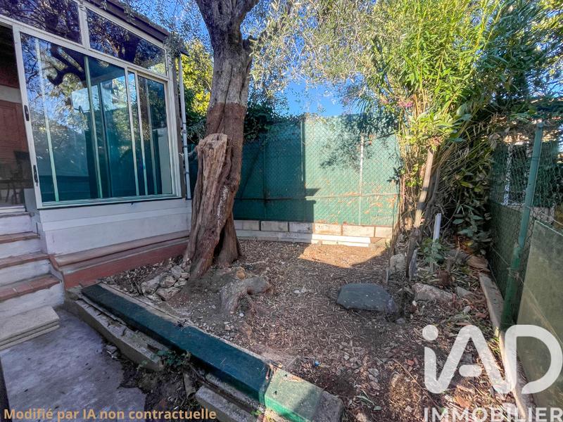 Maison - 96 m² - 3 pièces