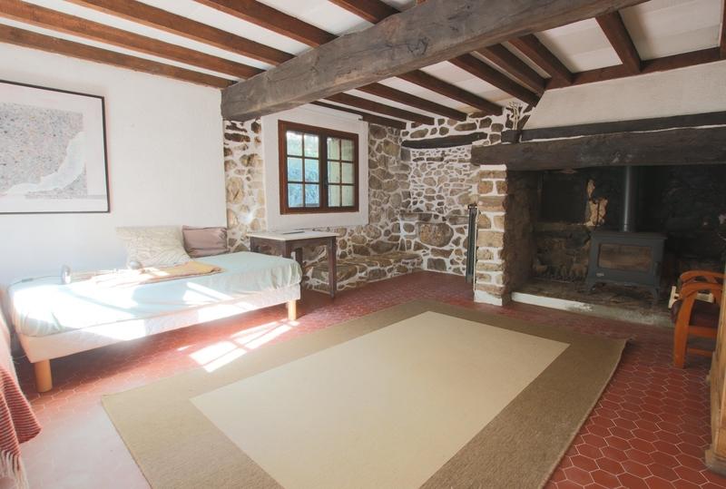 Maison - 240 m² - 6 pièces