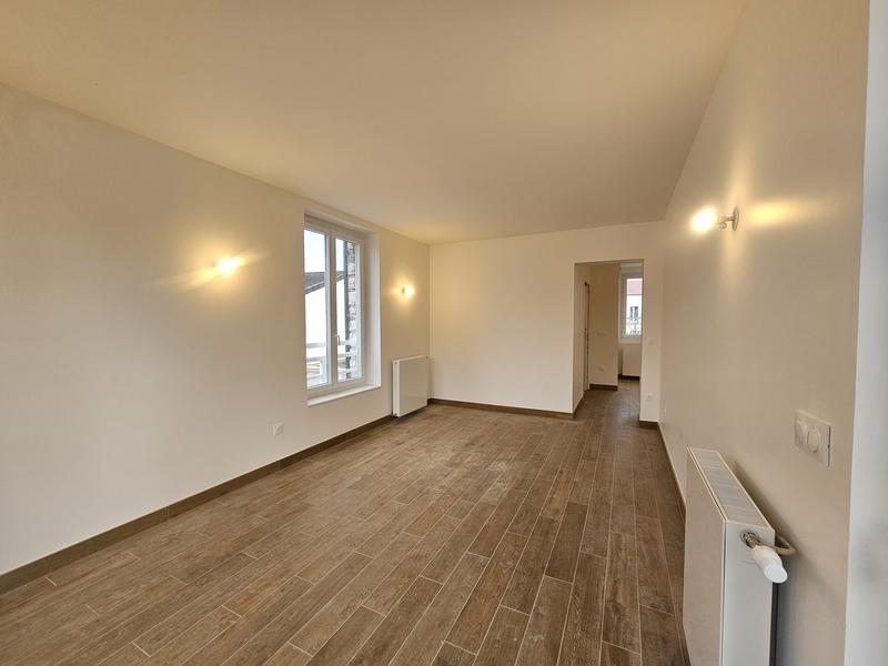Maison - 147 m² - 8 pièces