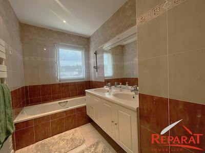 Appartement - 135 m² - 4 pièces