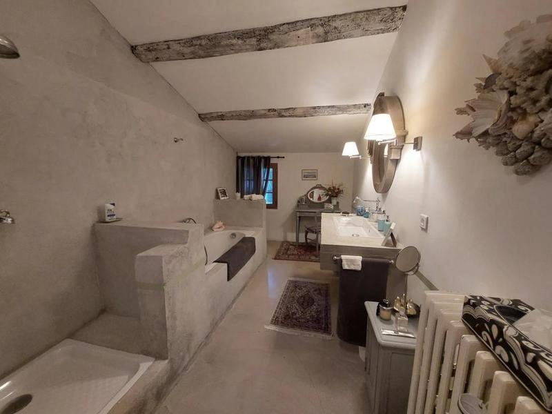 Maison de village - 267 m² - 10 pièces