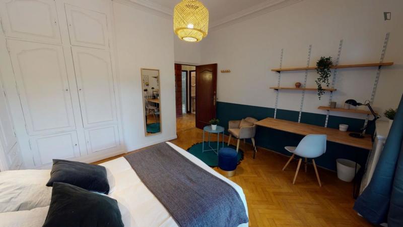 Chambre - 19 m² - 10 pièces