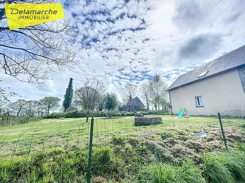 Maison - 216 m² - 9 pièces