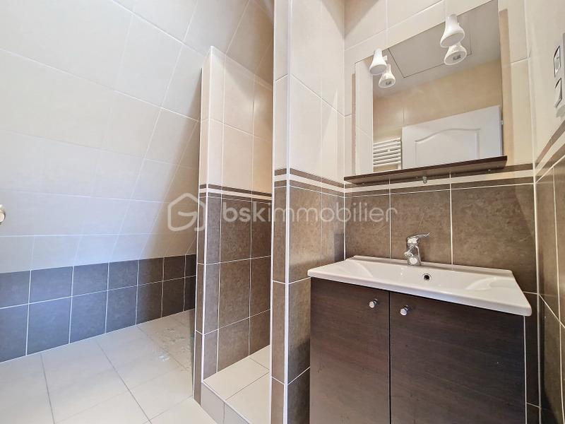 Pavillon - 102 m² - 6 pièces