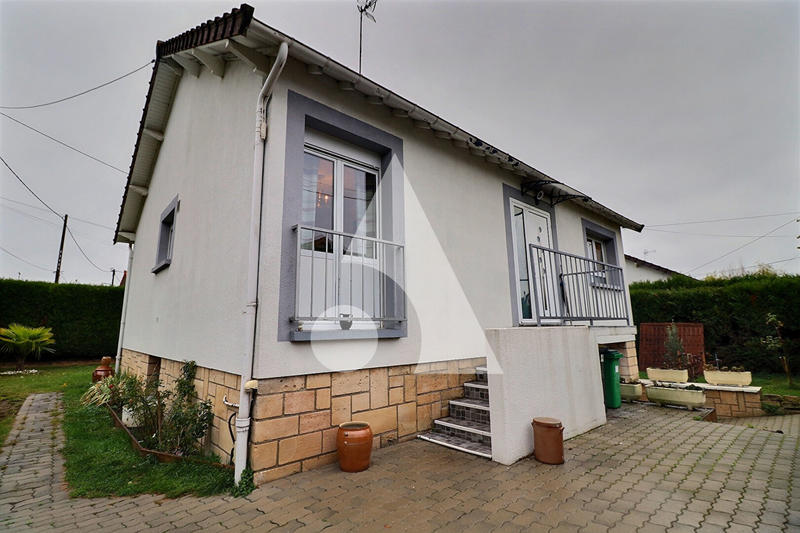 Maison - 100 m² - 6 pièces