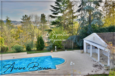 Villa - 305 m² - 7 pièces