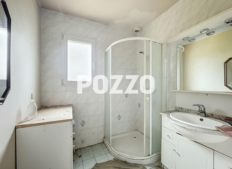 Maison - 95 m² - 4 pièces