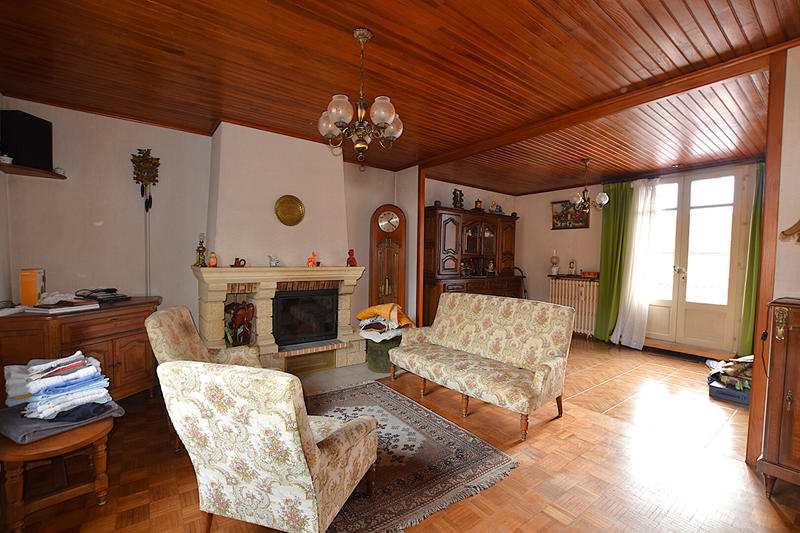 Maison - 93 m² - 4 pièces