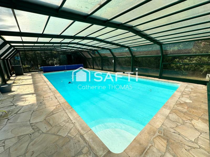 Villa - 255 m² - 7 pièces