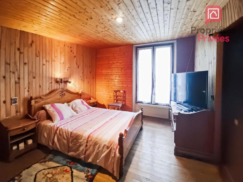 Maison - 143 m² - 6 pièces