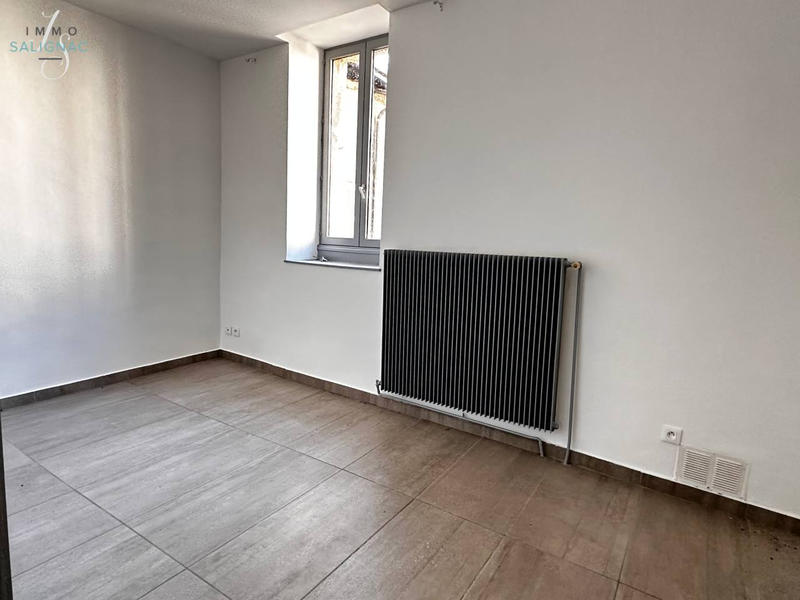 Appartement - 82 m² - 3 pièces