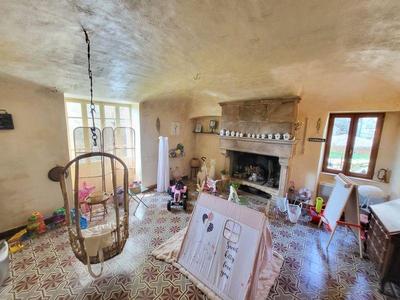 Maison - 150 m² - 8 pièces