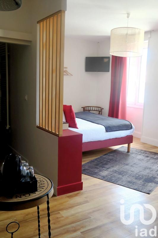 Maison - 430 m² - 15 pièces