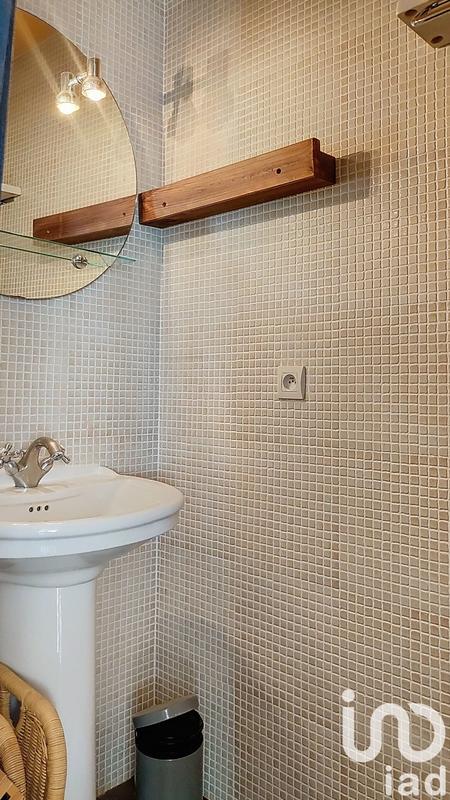 Maison - 225 m² - 10 pièces