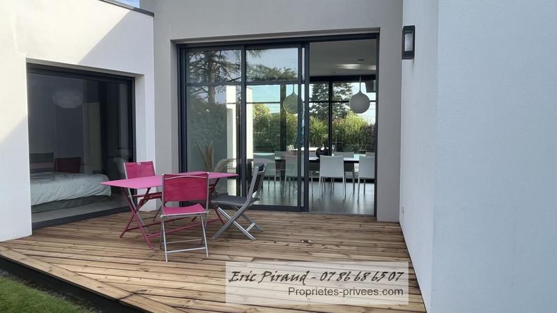 Maison - 195 m² - 4 pièces