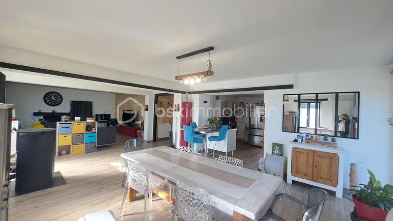Maison chambre d'hôtes - 340 m² - 8 pièces