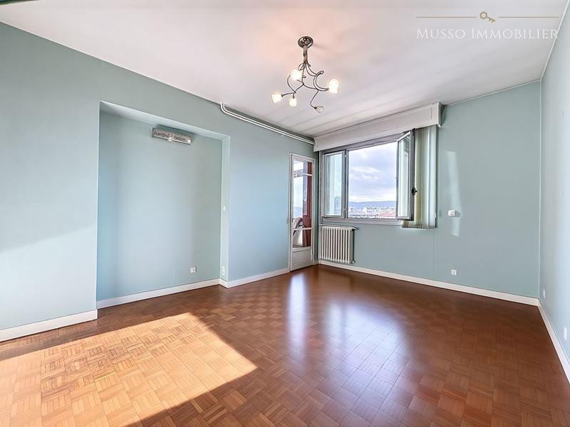 Appartement - 170 m² - 5 pièces