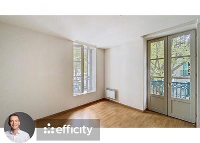 Appartement - 94 m² - 4 pièces