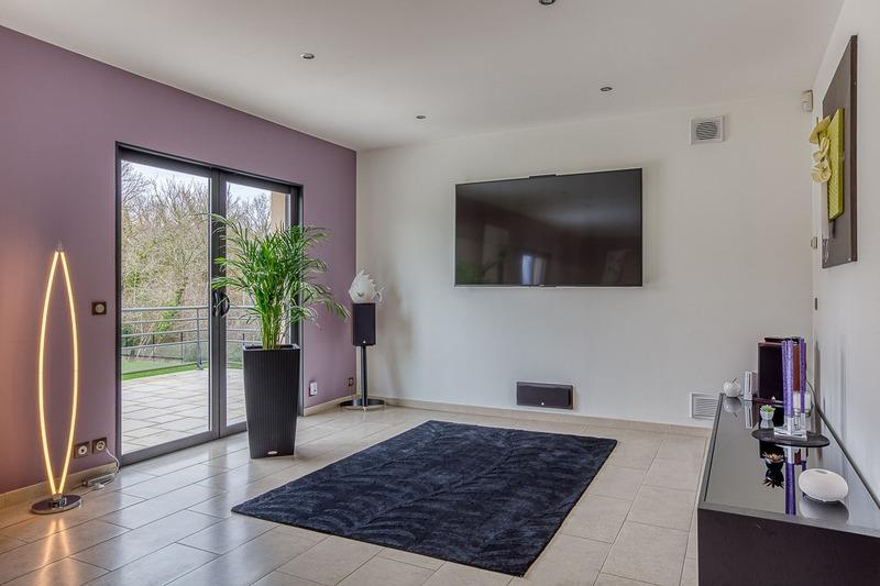 Maison - 281 m² - 8 pièces