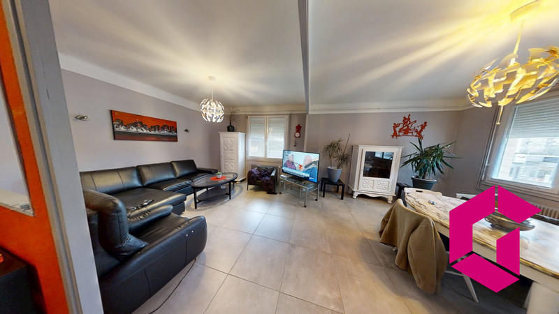 Appartement - 117 m² - 5 pièces