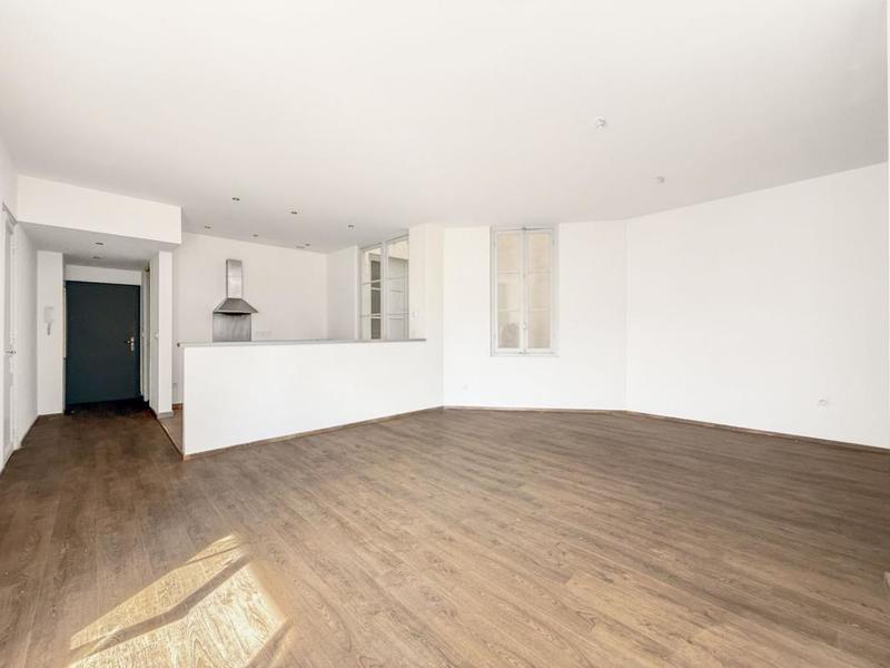 Appartement - 93 m² - 4 pièces