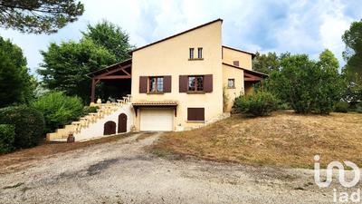 Maison - 219 m² - 6 pièces