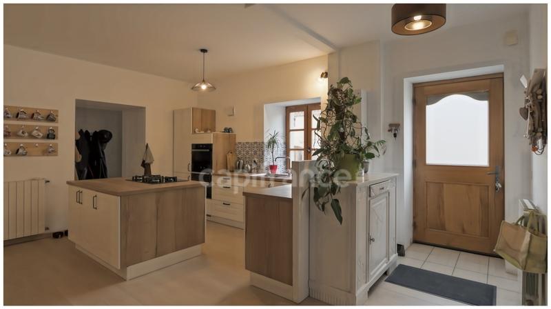 Maison de village - 186 m² - 8 pièces