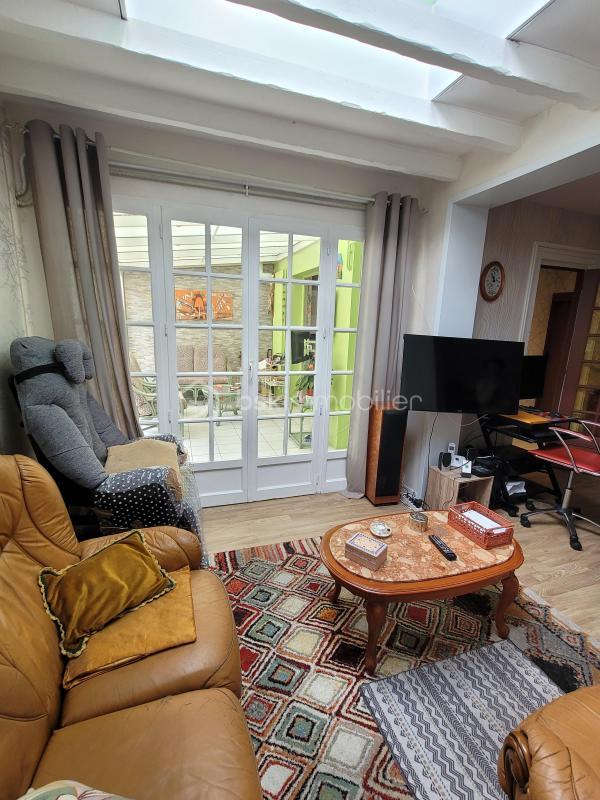 Maison de ville - 140 m² - 8 pièces