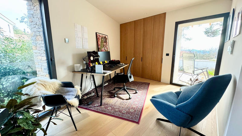 Maison - 228 m² - 5 pièces