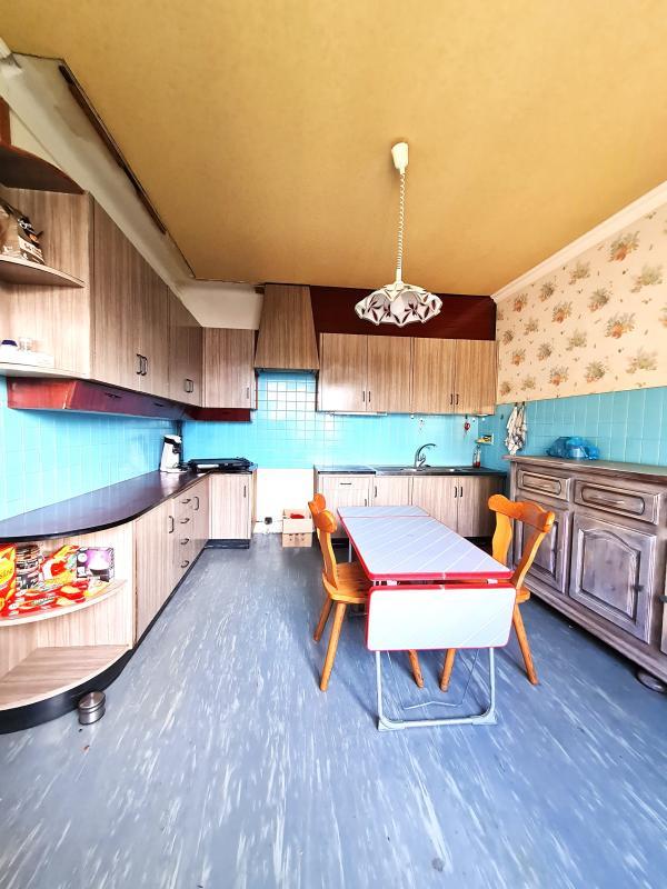 Maison - 137 m² - 7 pièces