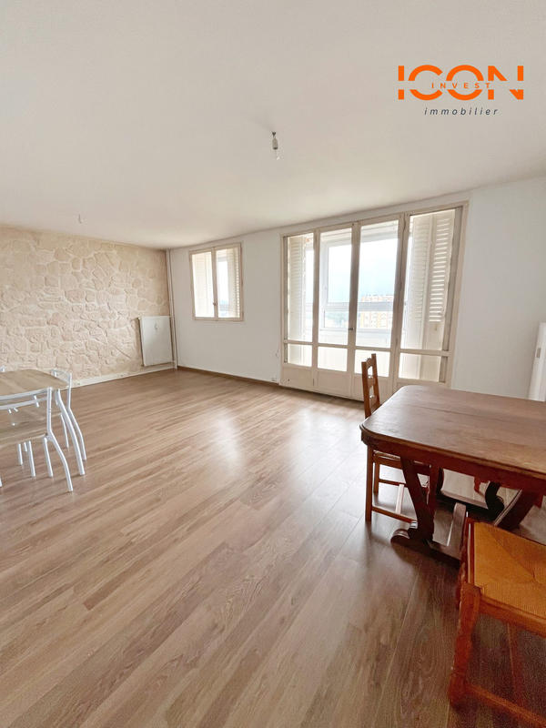 Appartement - 75 m² - 4 pièces