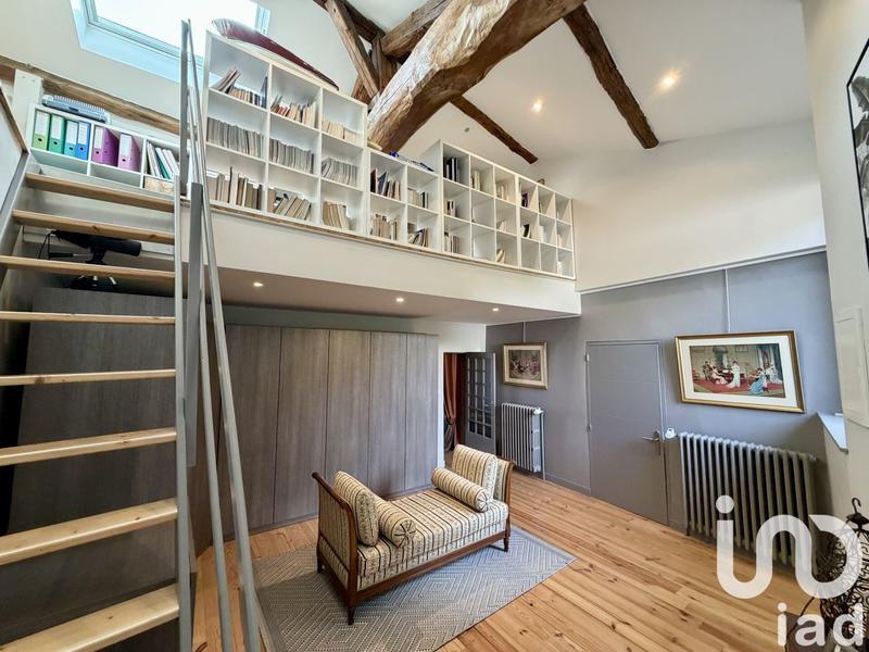 Maison - 272 m² - 5 pièces