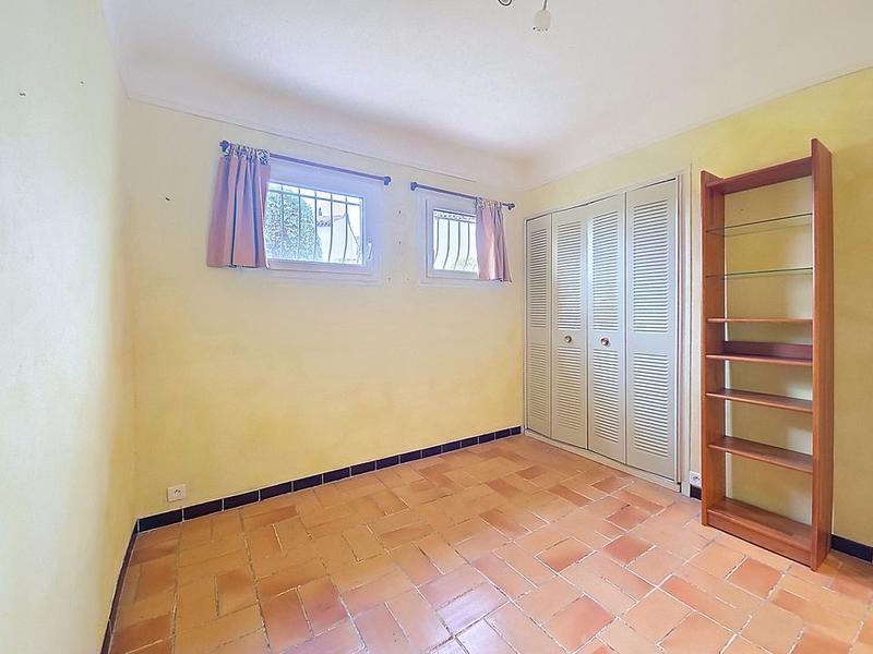 Maison - 140 m² - 7 pièces