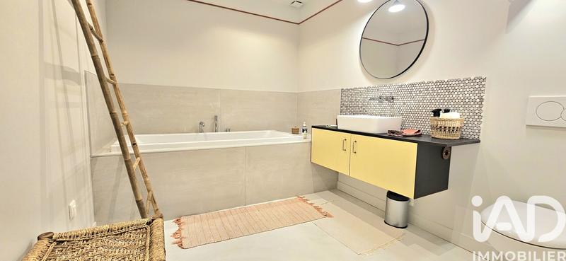 Maison de ville - 200 m² - 7 pièces