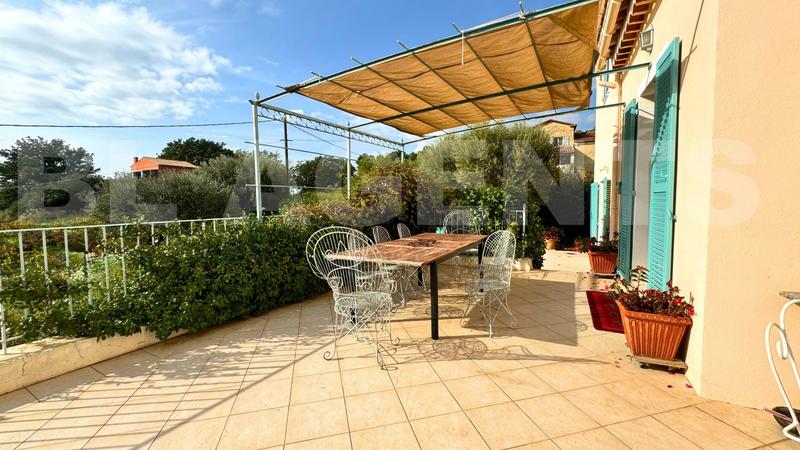 Maison - 170 m² - 6 pièces