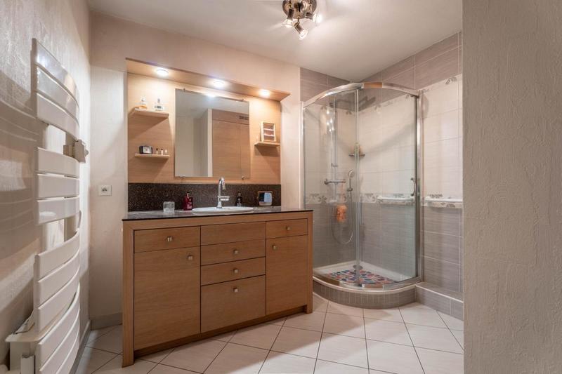 Appartement - 115 m² - 5 pièces