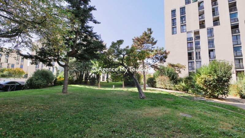 Local d'activités - 64 m²