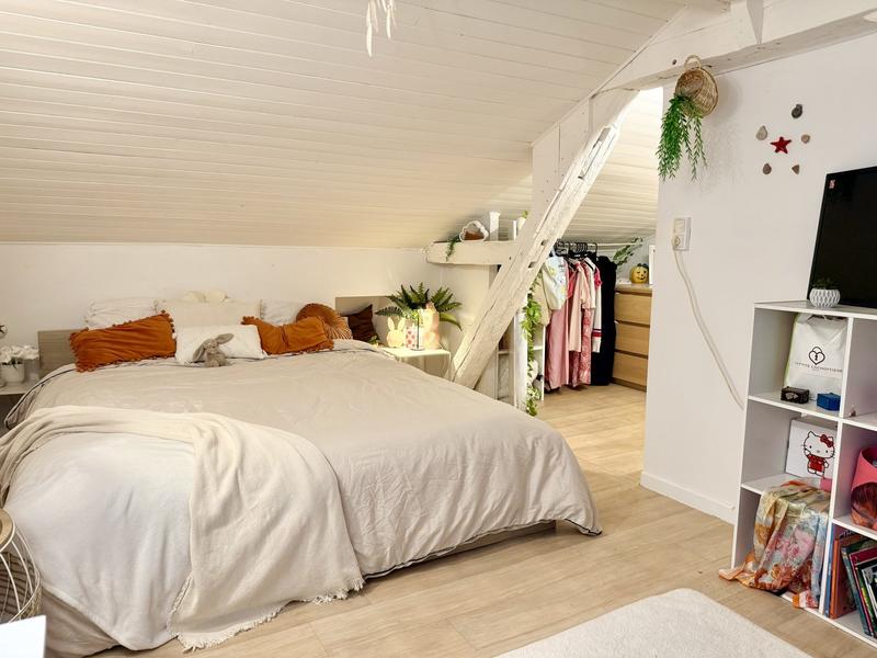 Maison - 140 m² - 5 pièces