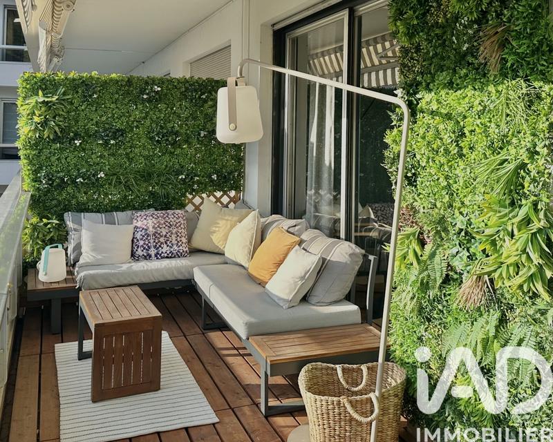 Appartement - 80 m² - 3 pièces