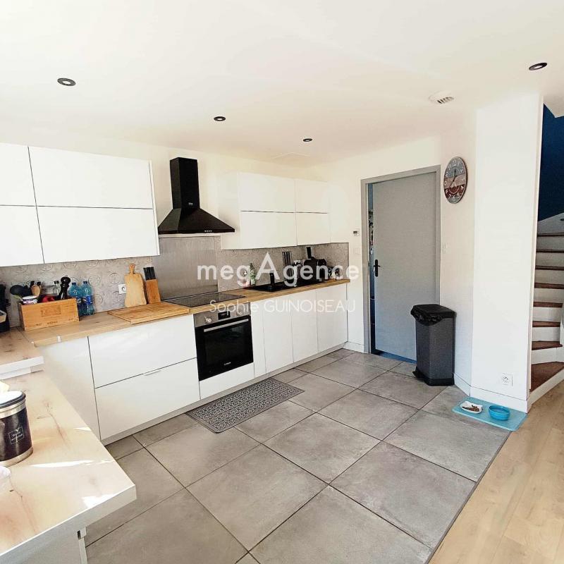 Maison - 80 m² - 4 pièces