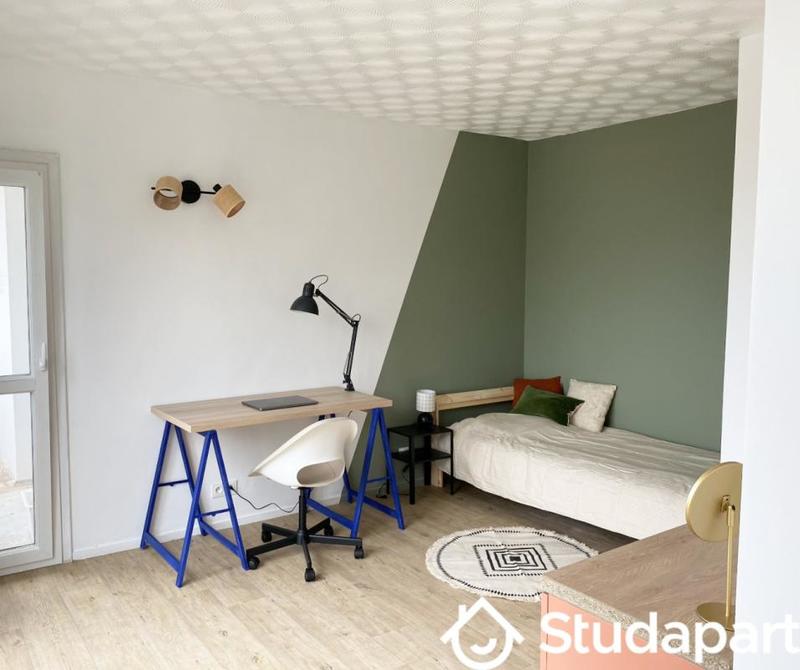 Chambre - 10 m² - 1 pièce